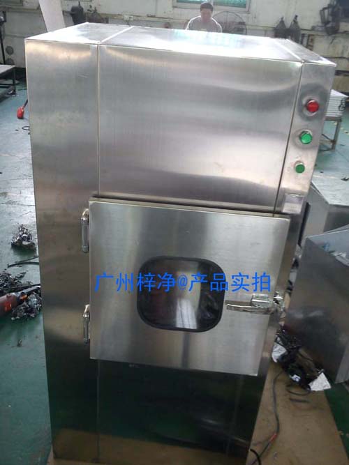 傳遞窗內(nèi)壁采用不銹鋼板,防刮花、平整光滑耐磨 傳遞窗內(nèi)壁采用不銹鋼板,防刮花、平整光滑耐磨